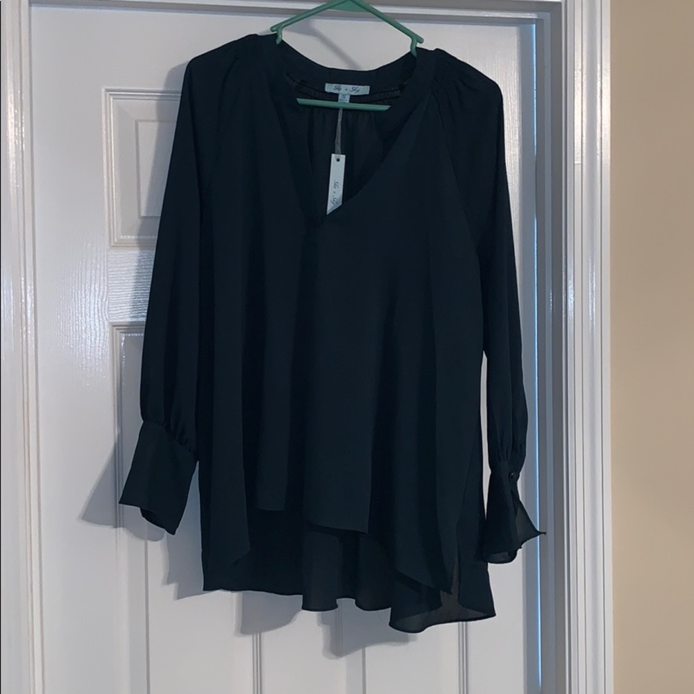 High low hunter green top